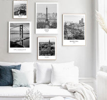 Lade das Bild in den Galerie-Viewer, Citylife Poster - Schwarz-Weiß-Fotografien aus den Metropolen der Welt
